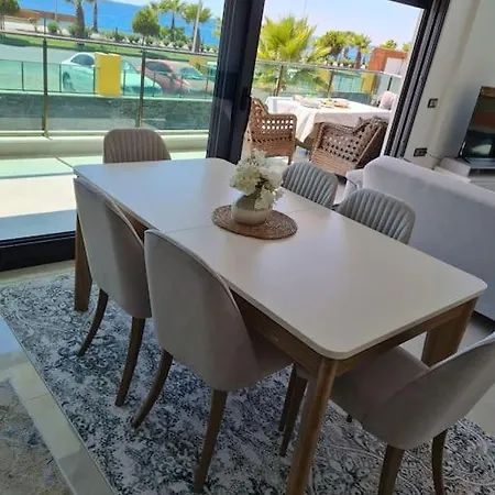 Luxurious With Sea View And Center Appartement