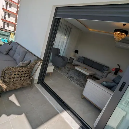 Apartment Luxurious With Sea View And Center Alanya