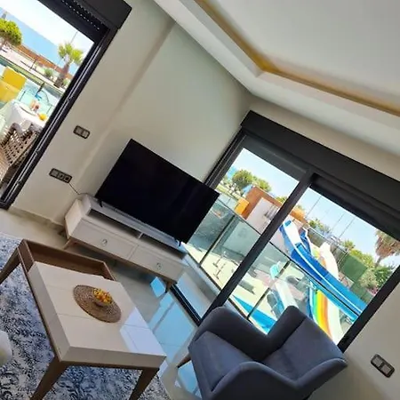 Luxurious With Sea View And Center *