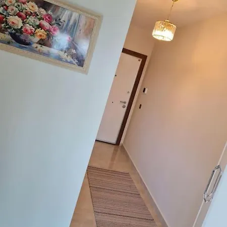 Luxurious With Sea View And Center Appartement *