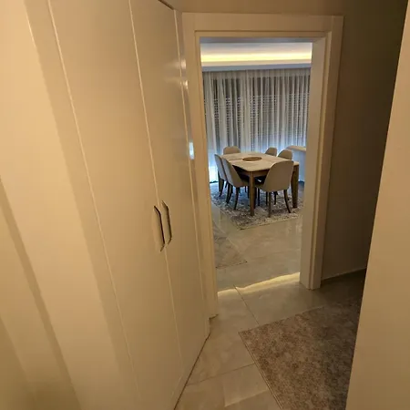 Luxurious With Sea View And Center Appartement
