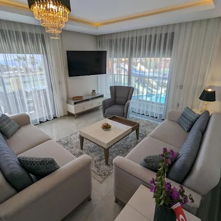 Luxurious With Sea View And Center Appartement *